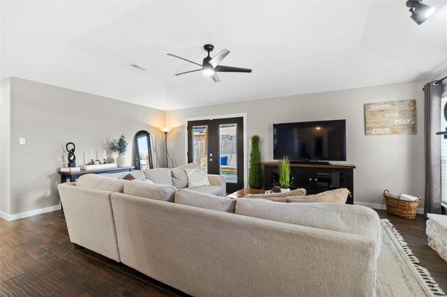 9919 Loch Dane Drive, Houston, TX 77070