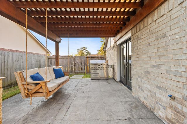 9919 Loch Dane Drive, Houston, TX 77070