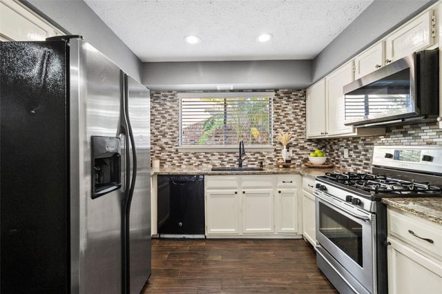 9919 Loch Dane Drive, Houston, TX 77070