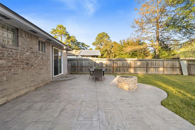 9919 Loch Dane Drive, Houston, TX 77070