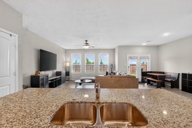 2042 Clearmist Way, Royse City, TX 75189