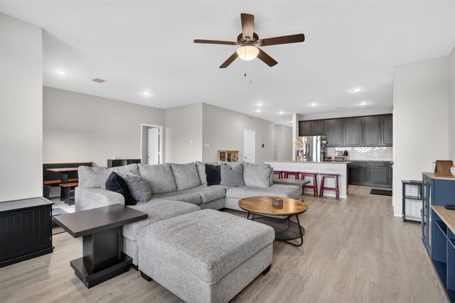 2042 Clearmist Way, Royse City, TX 75189