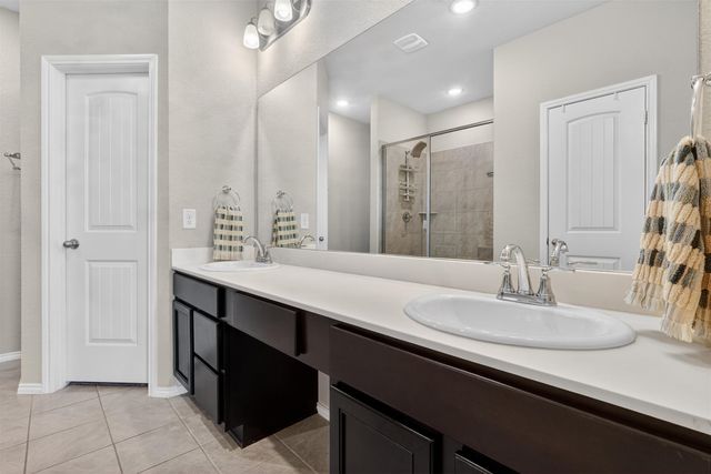 2042 Clearmist Way, Royse City, TX 75189