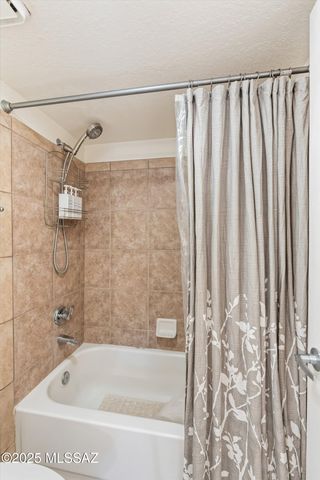 5800 N Kolb Rd Unit 1104, Tucson, AZ 85750
