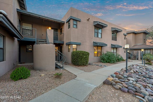 5800 N Kolb Rd Unit 1104, Tucson, AZ 85750