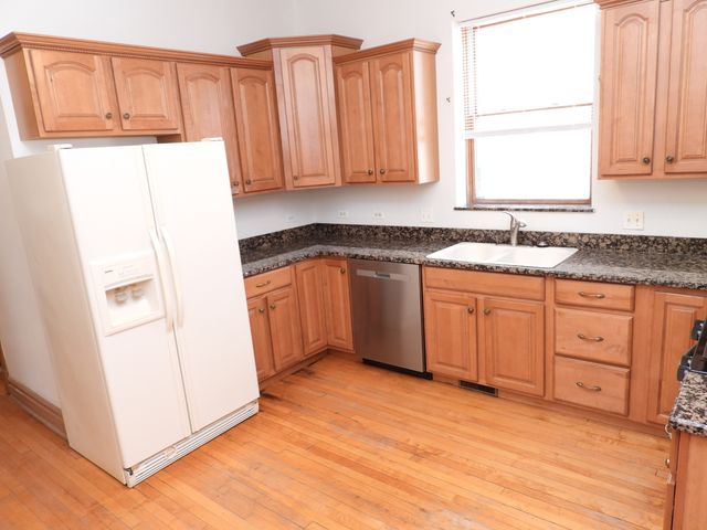 5119 W Pensacola Avenue 1, Chicago, IL 60641