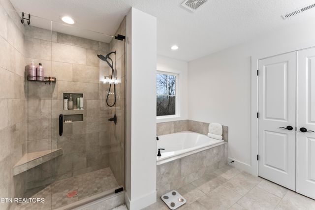 2815 Green Summers Rd, Knoxville, TN 37938