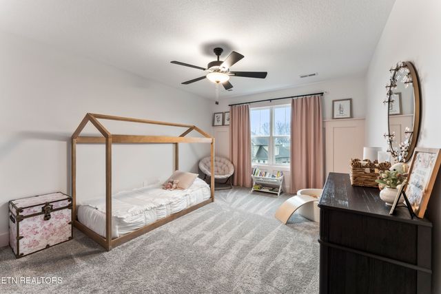 2815 Green Summers Rd, Knoxville, TN 37938