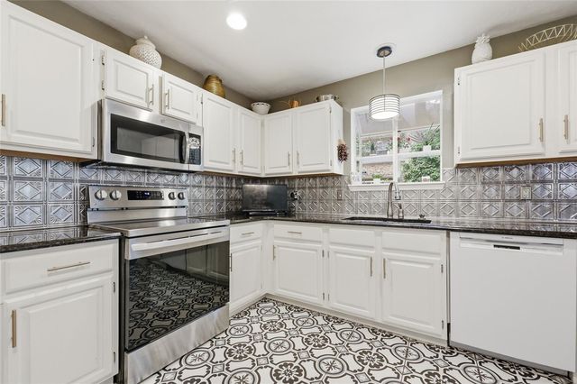 9702 SW 52ND LANE, Gainesville, FL 32608