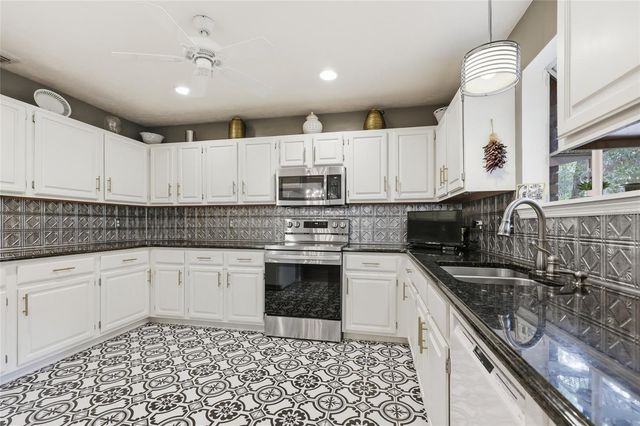 9702 SW 52ND LANE, Gainesville, FL 32608