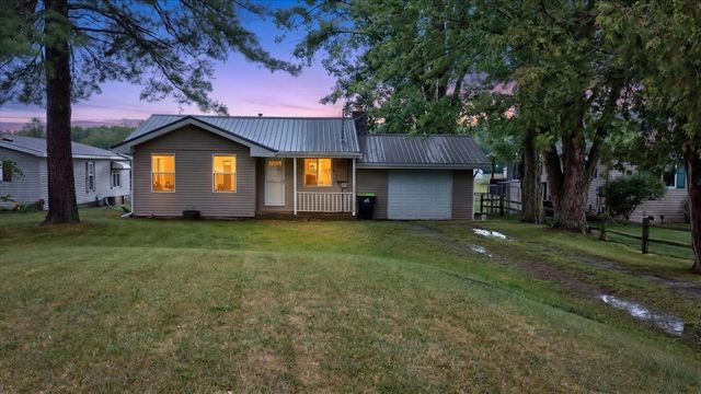1043 Mckimmy Drive, Beaverton, MI 48612
