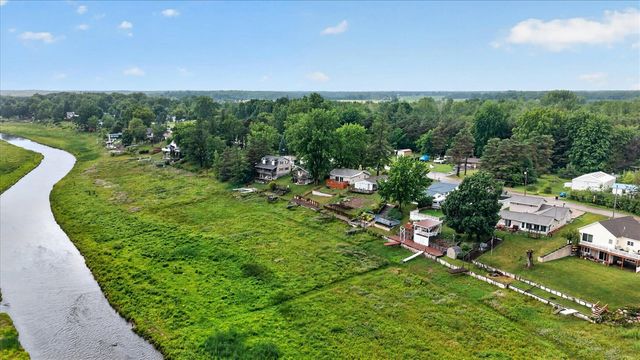 1043 Mckimmy Drive, Beaverton, MI 48612