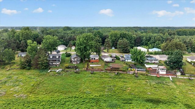 1043 Mckimmy Drive, Beaverton, MI 48612
