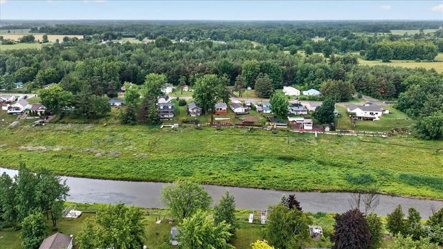 1043 Mckimmy Drive, Beaverton, MI 48612