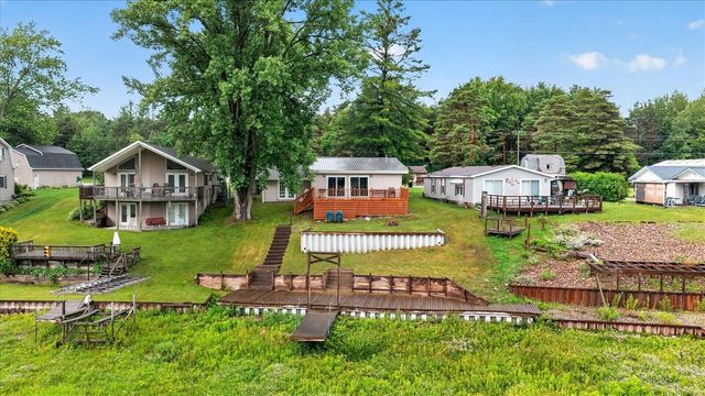 1043 Mckimmy Drive, Beaverton, MI 48612