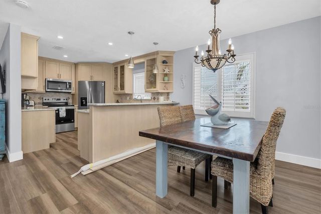 528 77TH AVENUE, St Pete Beach, FL 33706