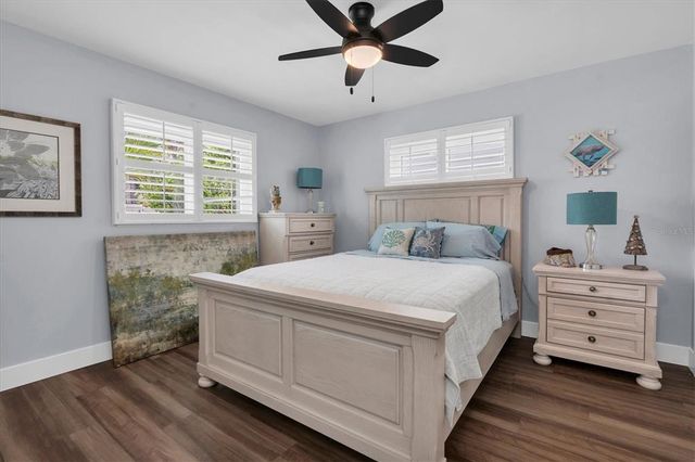528 77TH AVENUE, St Pete Beach, FL 33706