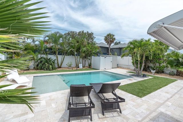 528 77TH AVENUE, St Pete Beach, FL 33706