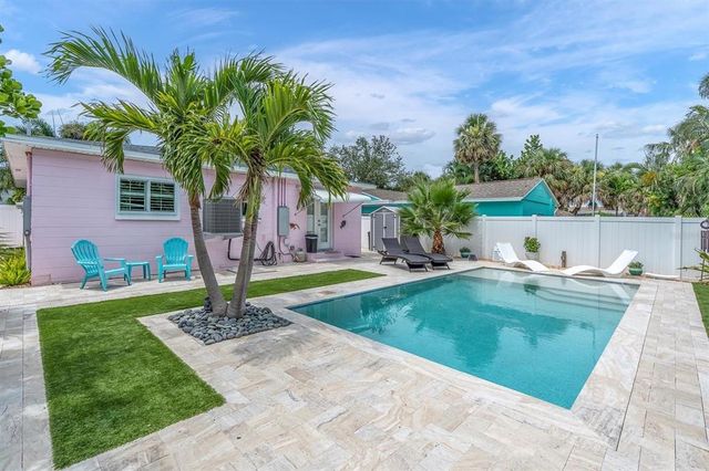528 77TH AVENUE, St Pete Beach, FL 33706