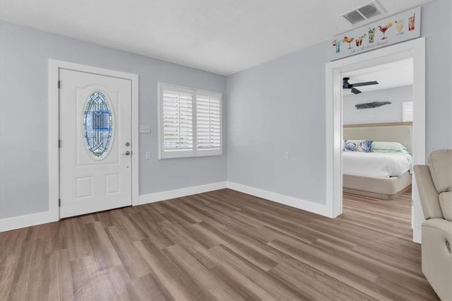 528 77TH AVENUE, St Pete Beach, FL 33706
