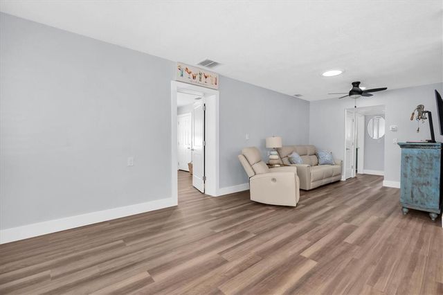 528 77TH AVENUE, St Pete Beach, FL 33706