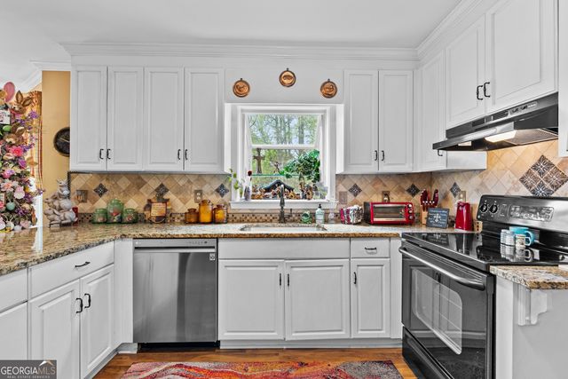 4970 Puritan Drive, Sugar Hill, GA 30518