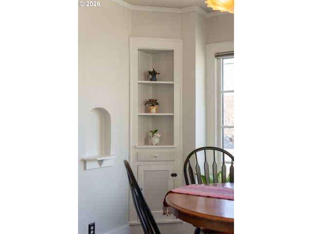 7024 N ALBINA Ave N, Portland, OR 97217