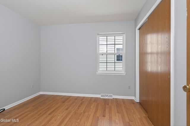 29 Paine Street, Green Island, NY 12183