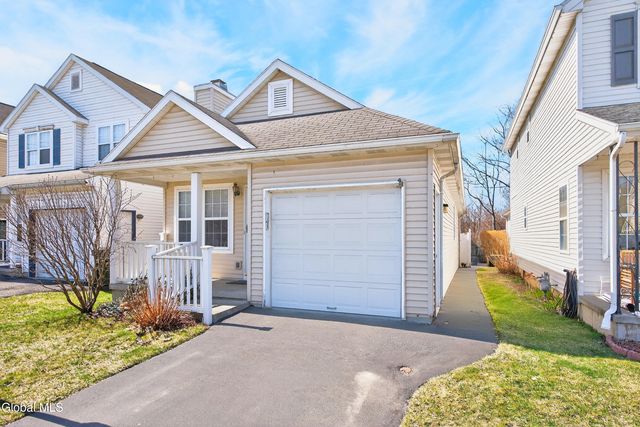 29 Paine Street, Green Island, NY 12183