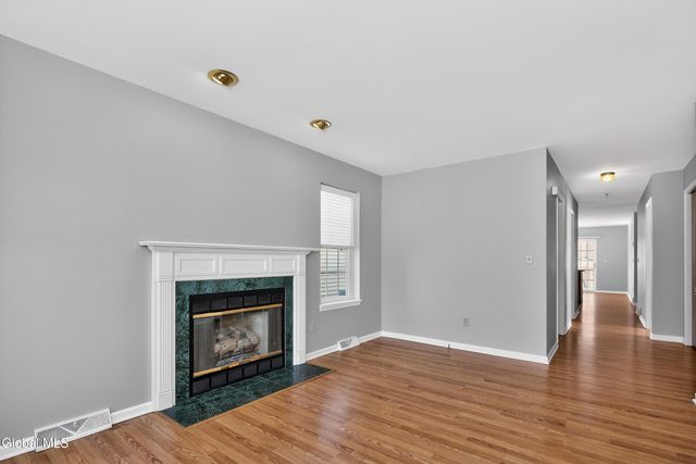 29 Paine Street, Green Island, NY 12183