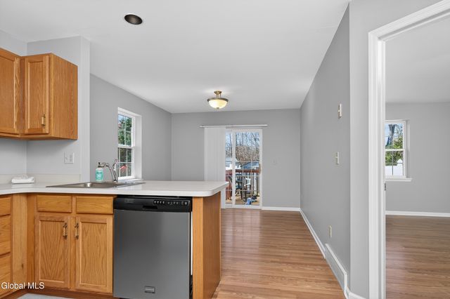 29 Paine Street, Green Island, NY 12183