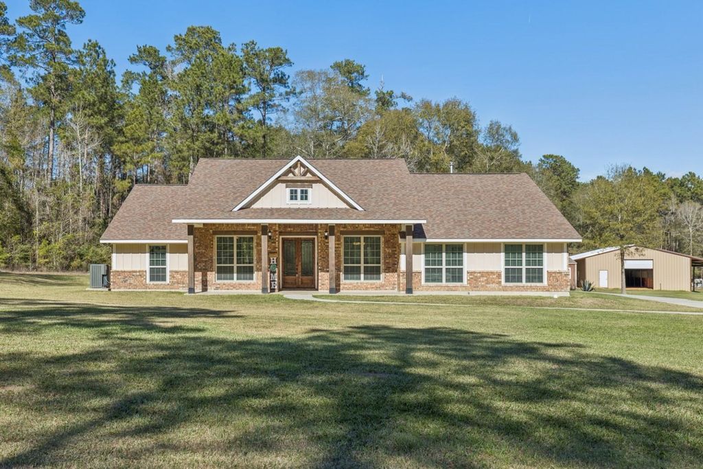 118 Roosevelt Street, Shepherd, TX 77371