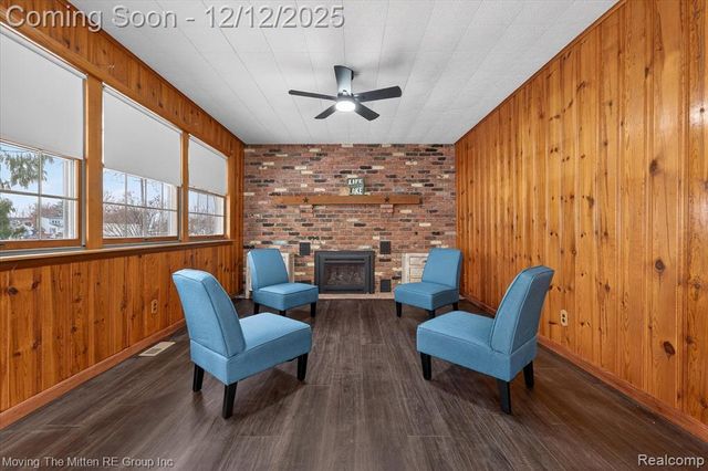 30760 Bayview Drive, Gibraltar, MI 48173