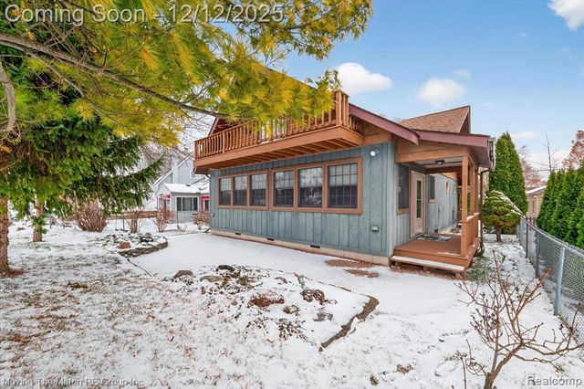 30760 Bayview Drive, Gibraltar, MI 48173