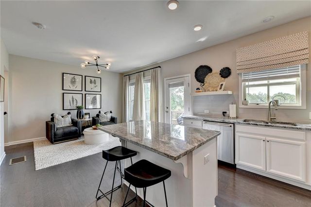 401 Northaven Avenue, Suwanee, GA 30024