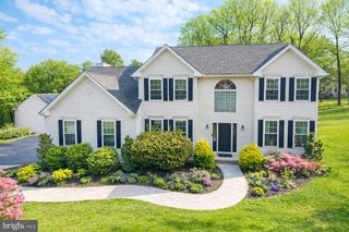 608 NANCY JANE LN, Downingtown, PA 19335