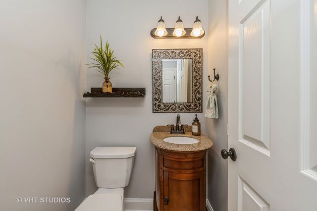 603 Arlington Parkway, Sleepy Hollow, IL 60118