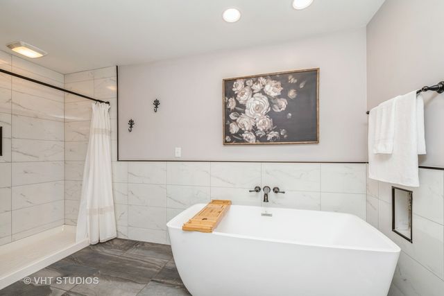 603 Arlington Parkway, Sleepy Hollow, IL 60118