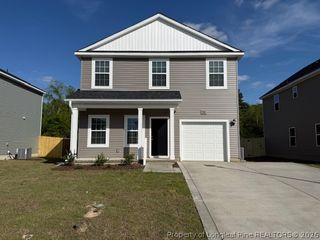 98 Stout Landing, Dunn, NC 28334