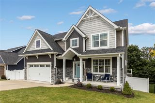 582 Forest Oaks Trl, North Huntingdon, PA 15642
