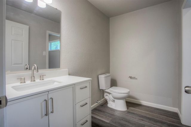 24605 Camwood Ct Road, Huntsville, TX 77320