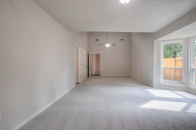24605 Camwood Ct Road, Huntsville, TX 77320