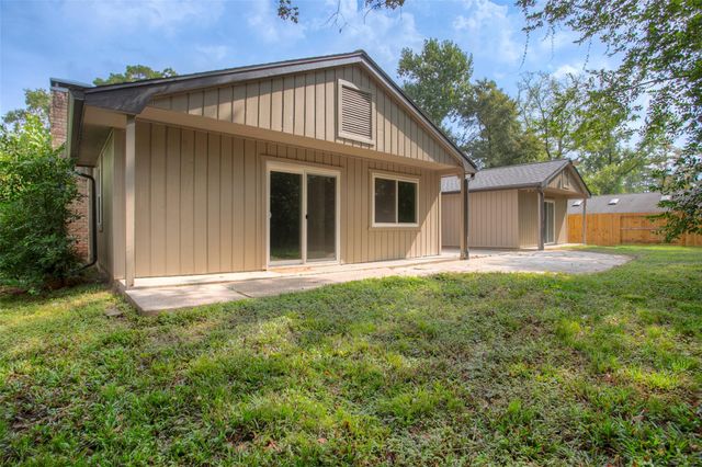 24605 Camwood Ct Road, Huntsville, TX 77320