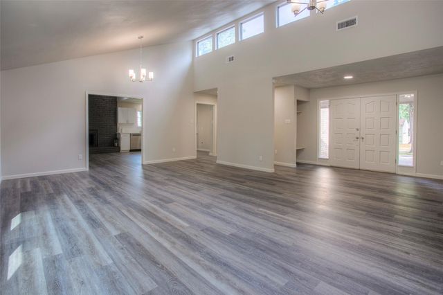 24605 Camwood Ct Road, Huntsville, TX 77320