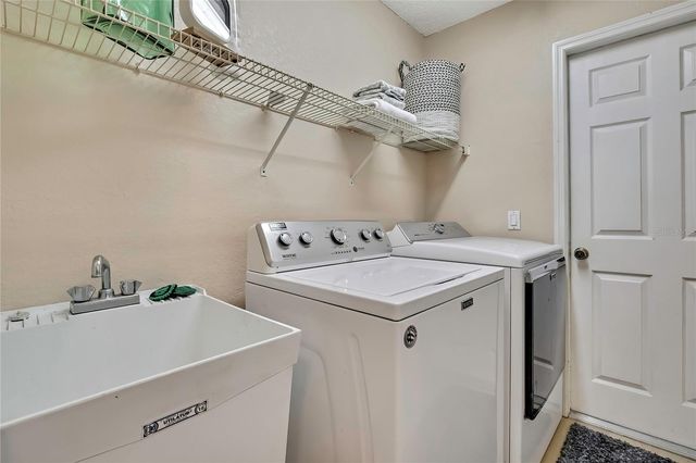 6071 ZIRKELS CIRCLE, Brooksville, FL 34604