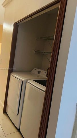7394 NW 34th St, Lauderhill, FL 33319