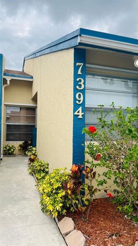 7394 NW 34th St, Lauderhill, FL 33319