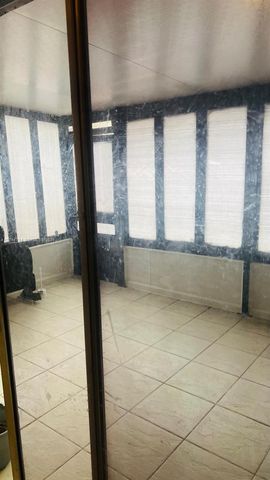 7394 NW 34th St, Lauderhill, FL 33319