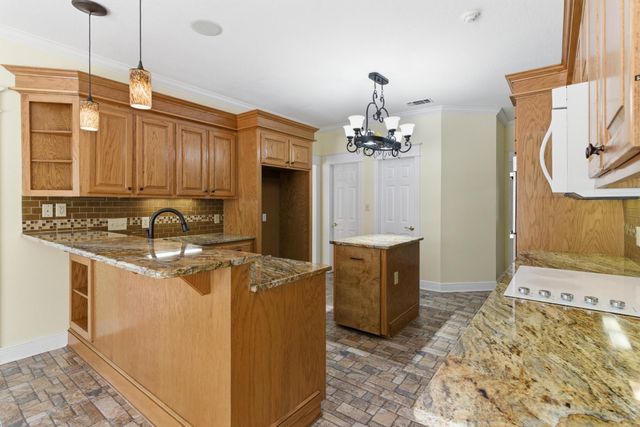 166 Steep Hollow, Hattiesburg, MS 39402