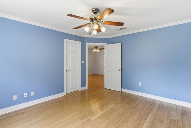 166 Steep Hollow, Hattiesburg, MS 39402